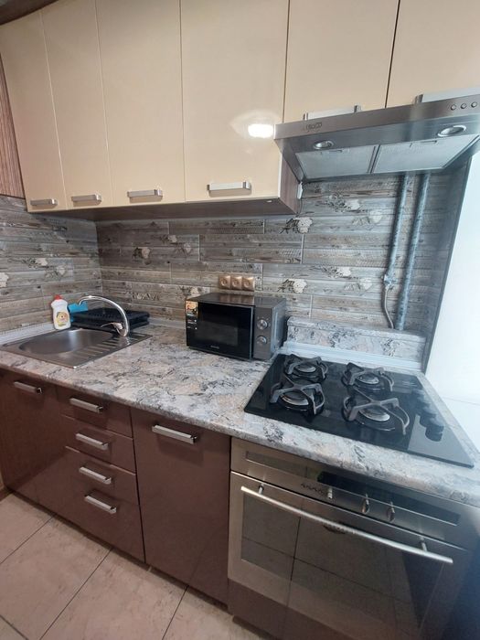 Продаж 2 кімнатна  квартира  Центр