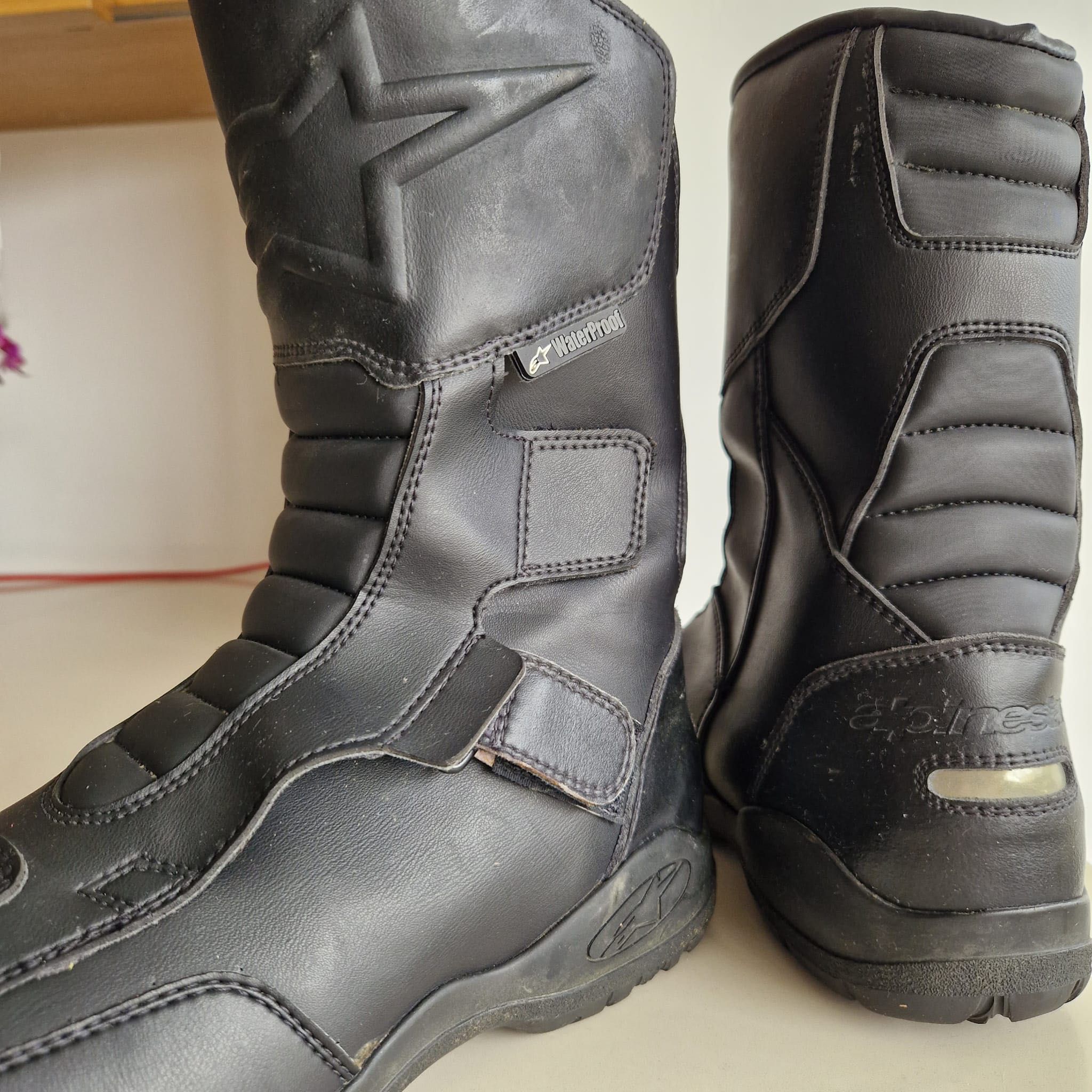 Botas Alpinestars Pretas_usadas 1h