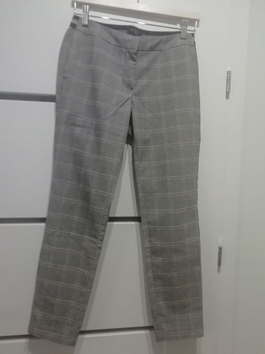 Spodnie w kratkę Mohito z elastyczna talia 34