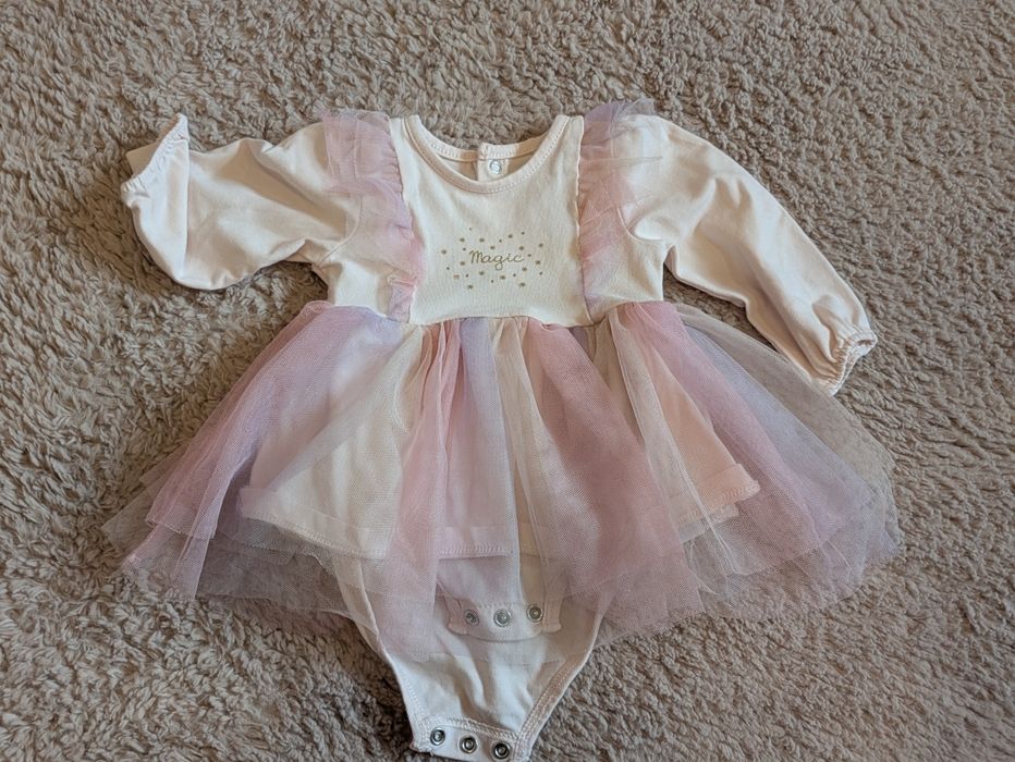 Mega paka ubrań dla dziewczynki rozm od 56 cm do 68 cm