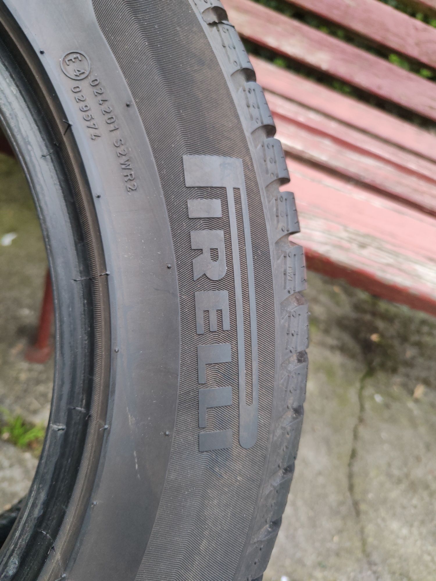 1szt jak NOWA Pirelli Sotto Zero 3 225/55/16 99H 8mm 2020rok