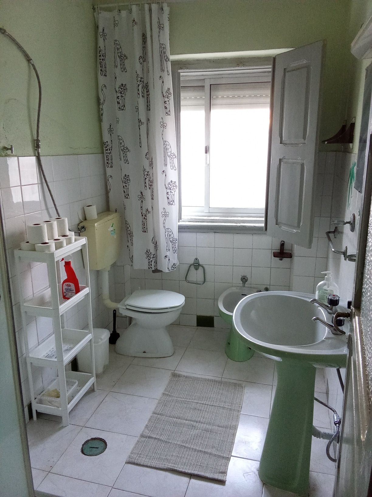 Alugase quarto para uma pessoa ou casal