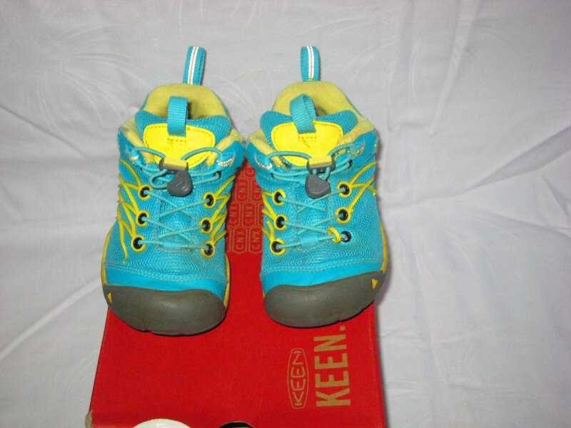 Кроссовки Keen waterproof США оригинал 27-28 размер,стелька 17,7 см.