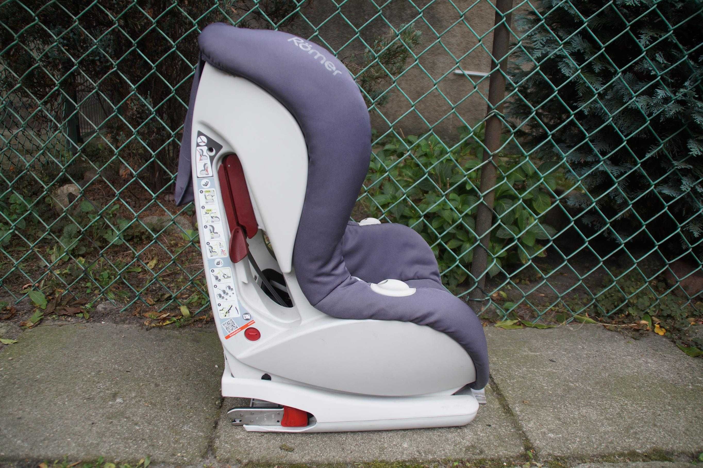 Britax Romer Versa Fix IsoFix 9-18kg