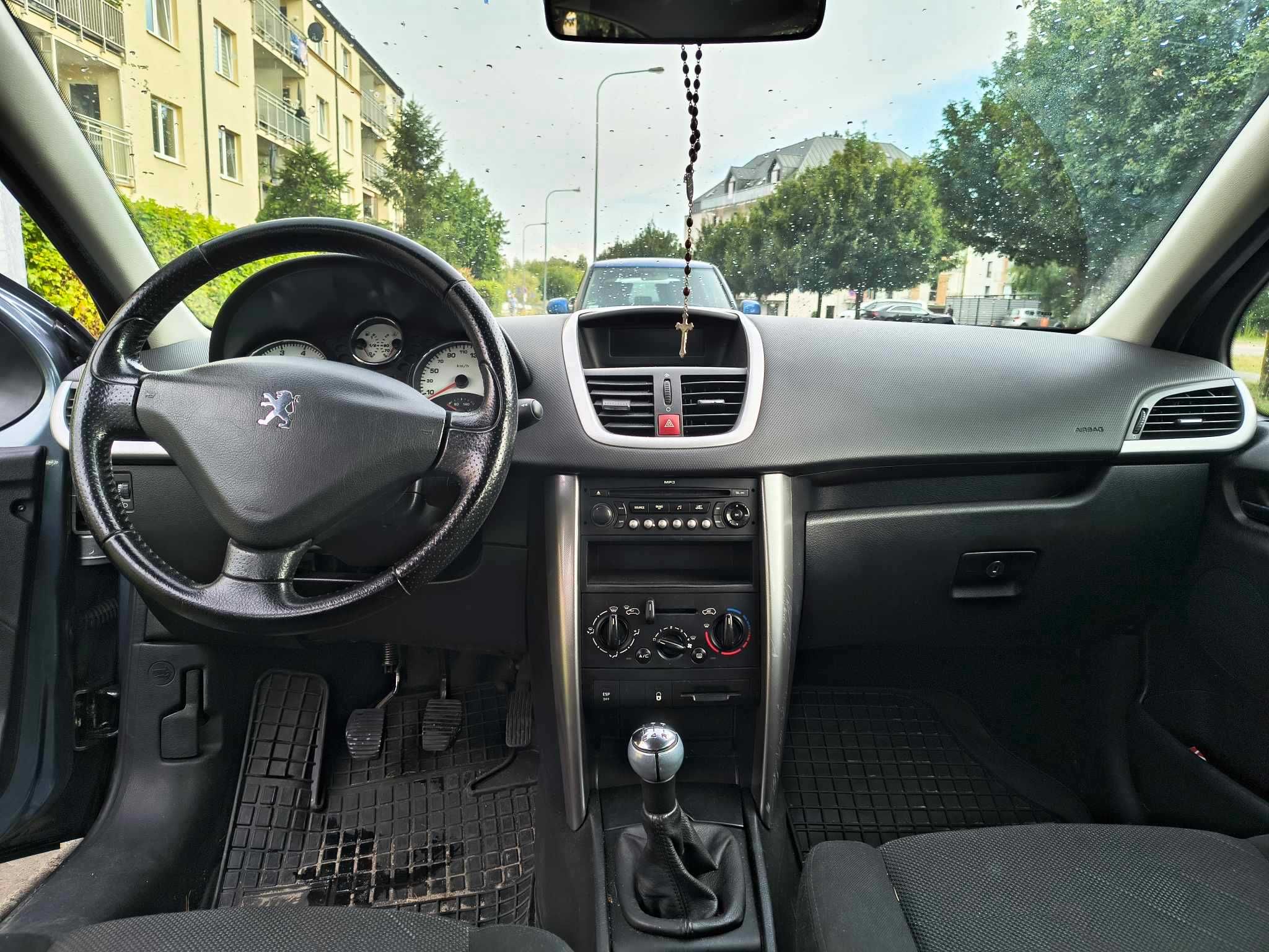 Na sprzedaż Peugeot 207. Dobre auto na dojazdy do pracy