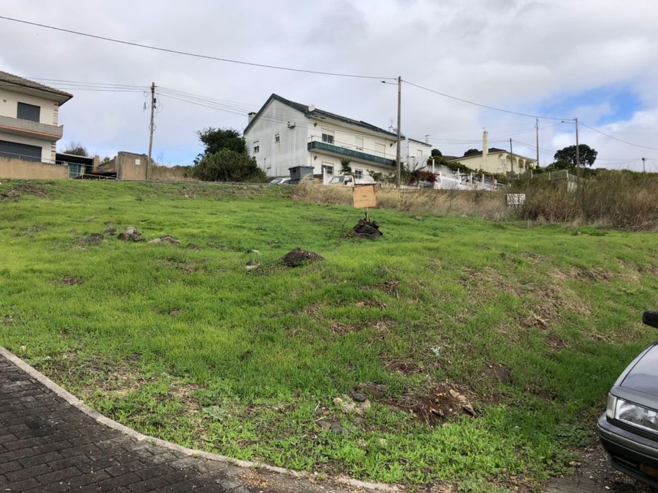 Terreno Loures sete casas palhais