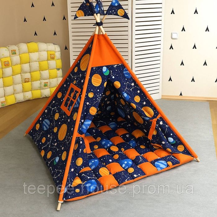 Вігвам дитячий для хлопчика "Космос оранжевий".