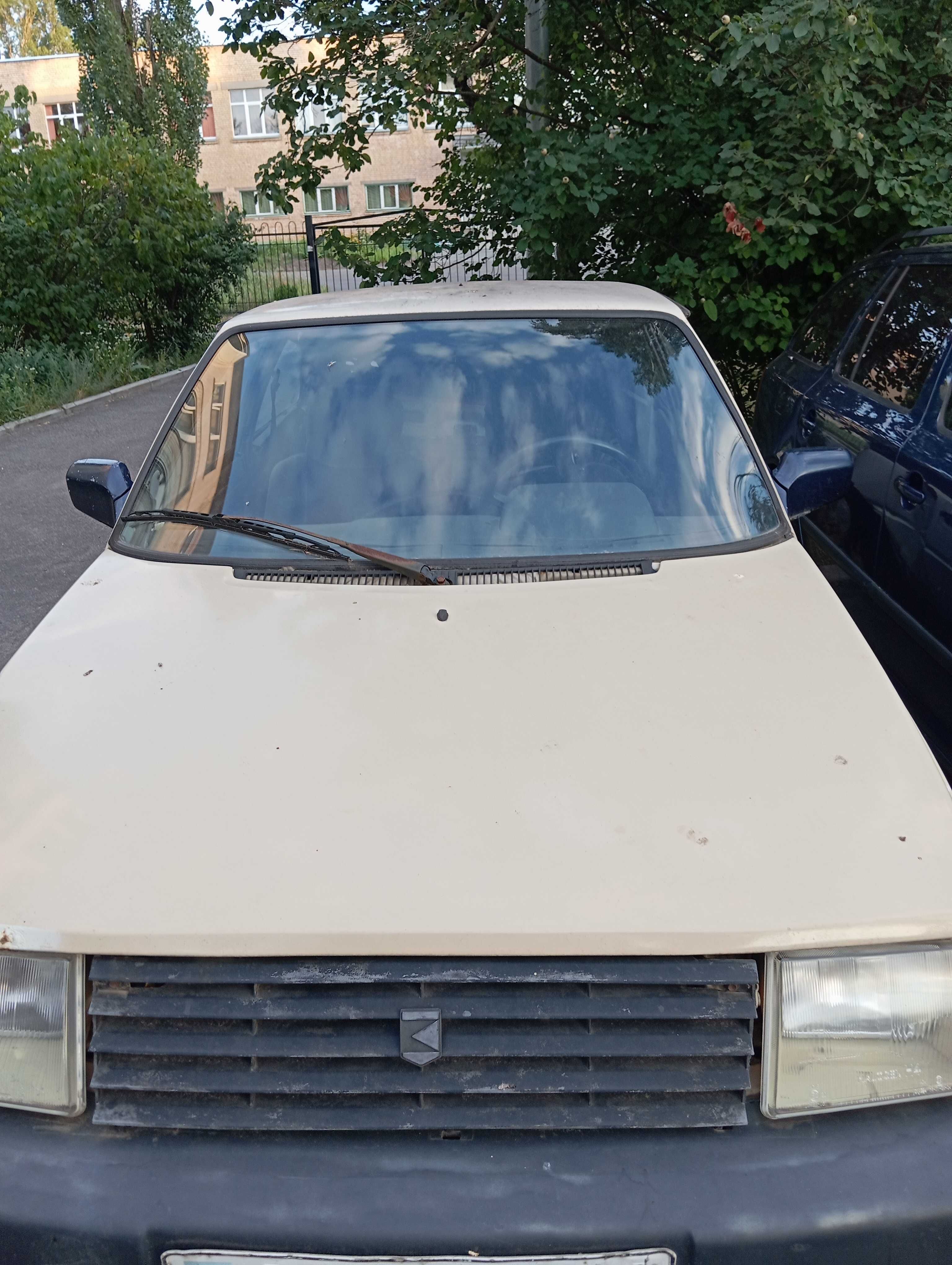 Продам машину после аварии. Таврия Нова.