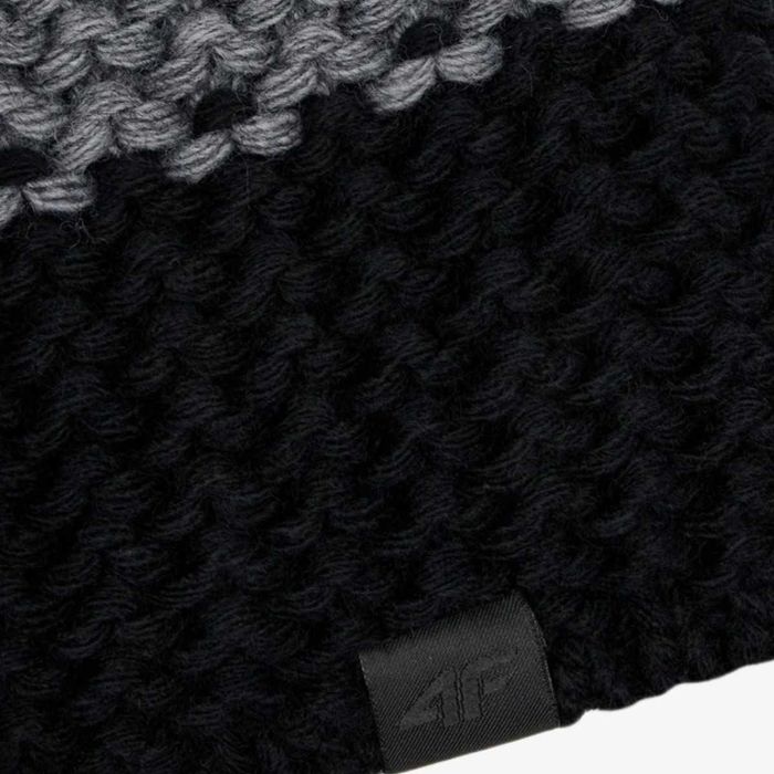 Czapka 4F Zimowa Ocieplana Czarna Męska rozm. M