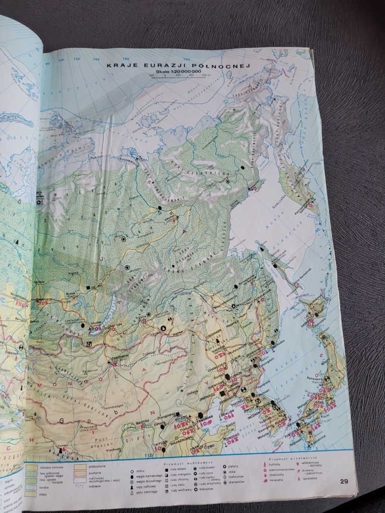 Atlas geograficzny poznajemy świat dla klas 6-7