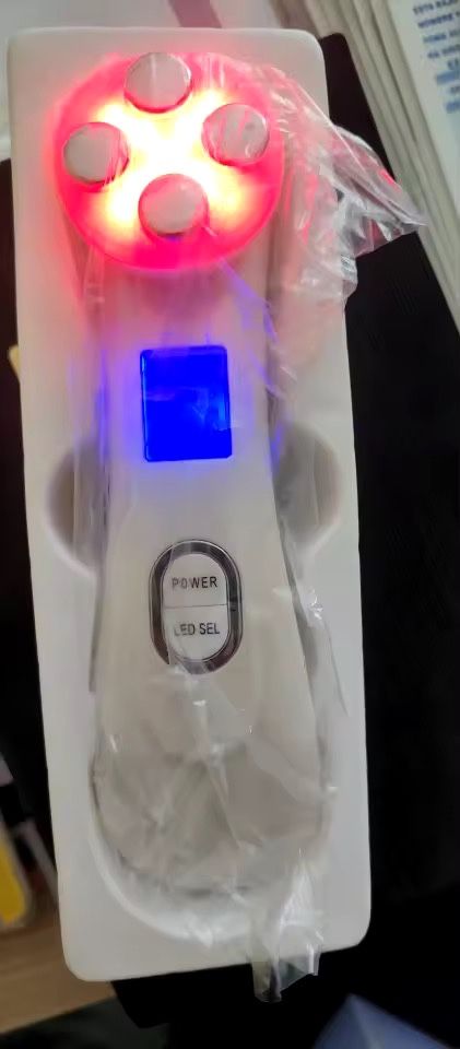 Микротоковый РФ аппарат микротоки массажер EMS LED мезопорация лифтинг