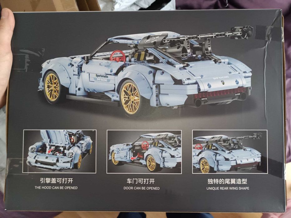 Конструктор Technic Porsche 911 GT3 Racing в коробці, 2100 деталей