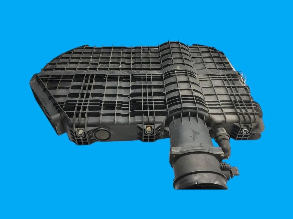 OBUDOWA FILTRA POWIETRZA MAN TGL TGM EURO 6 81084006060