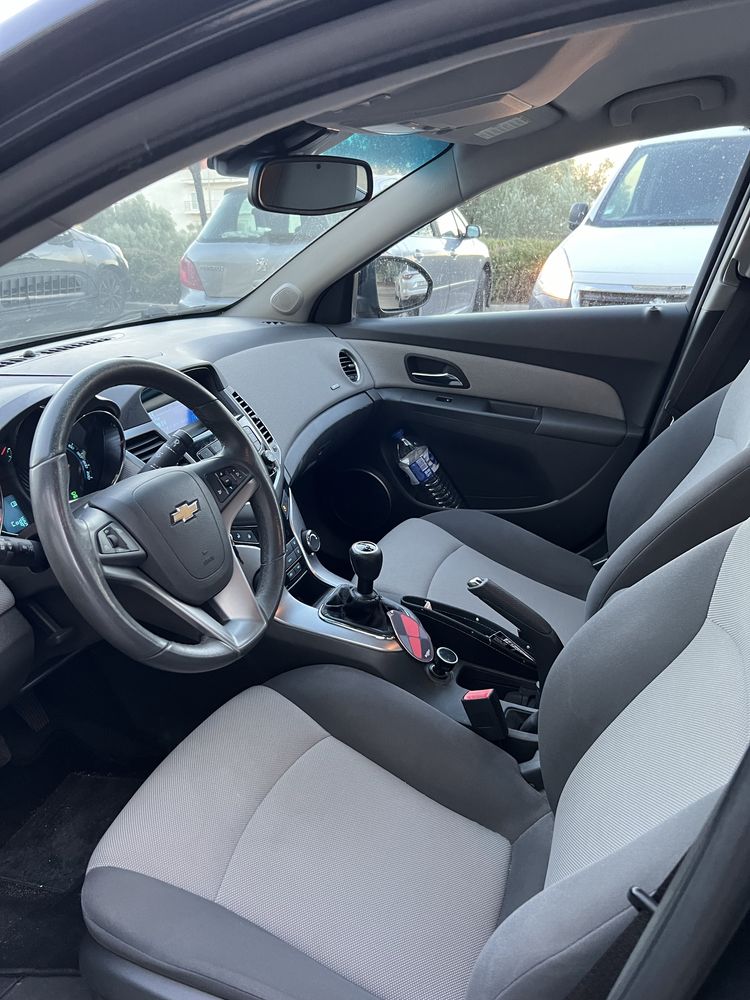 Chevrolet Cruze 2.0 2010