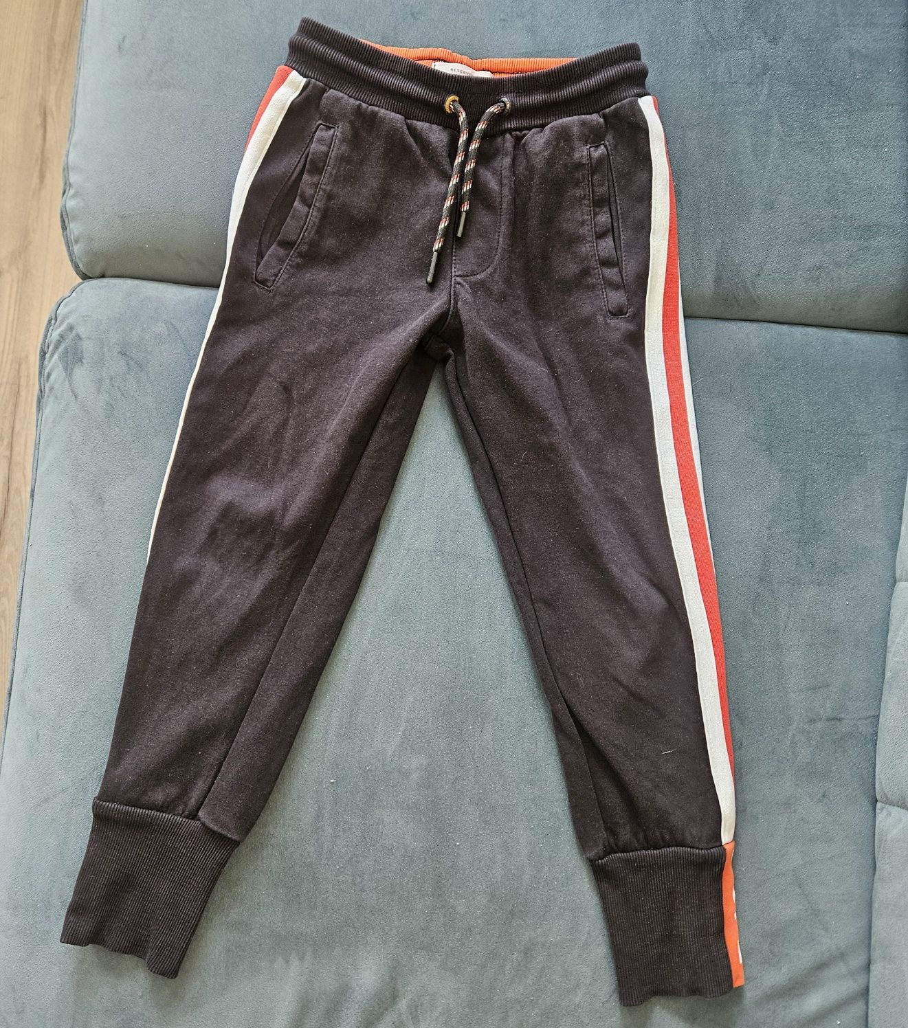 Spodnie 3-PAK dla chłopca r. 128 4F , Reserved