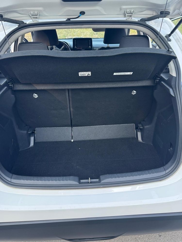 Toyota Yaris 1.5 Benzyna 2021
