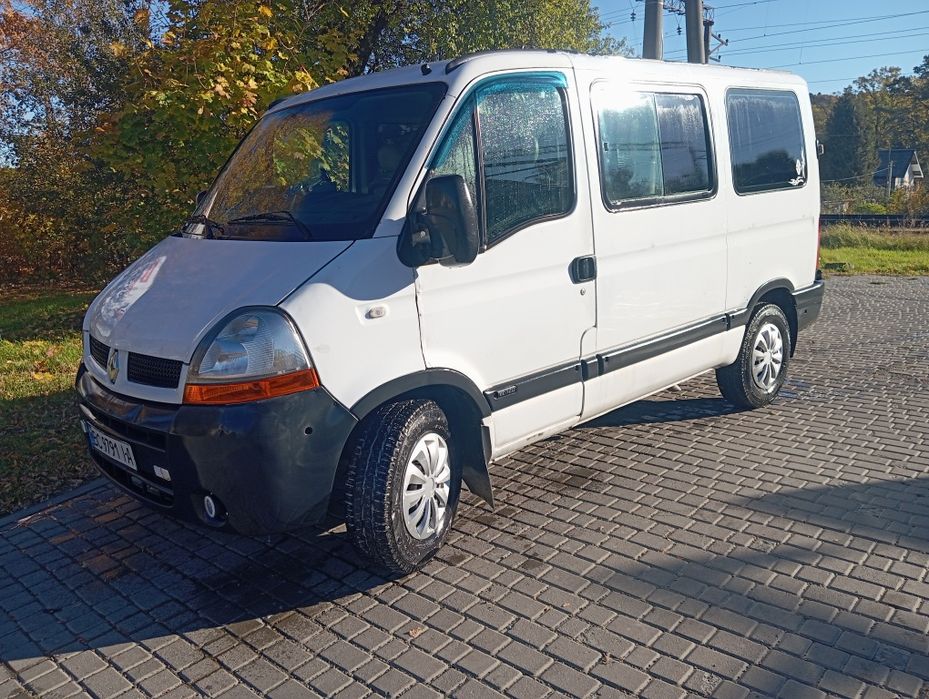 Рено мастер 2 пас 9 місць