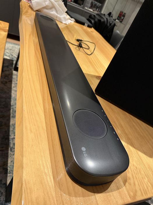 Soundbar LG SK9Y - Dolby Atmos | 5.1.2 Canais | 500W