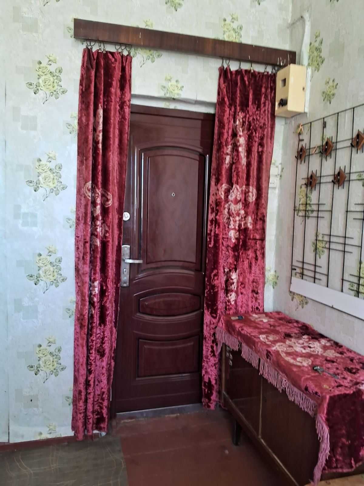 Сдам гостинку м.Холодная Гора
