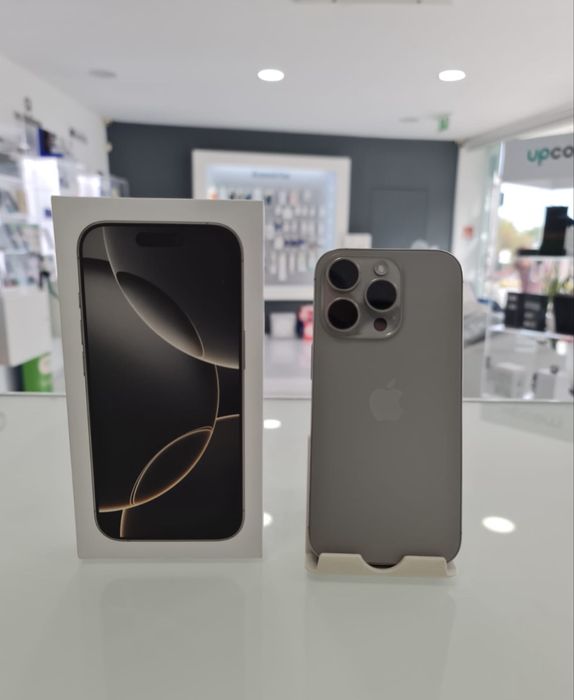iPhone 16 Pro 256Gb natural titanium