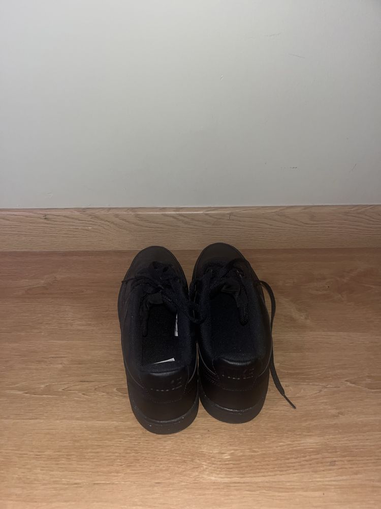 Nike court vision low