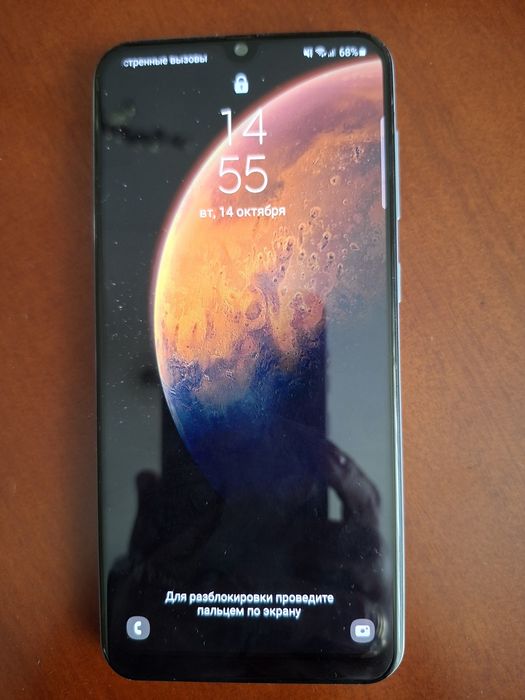 Телефон Samsung A-50.