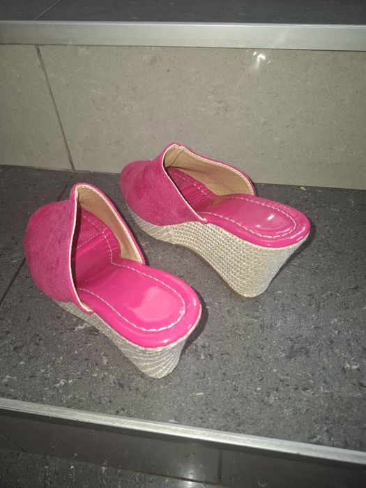 Buty sandały laczki koturna 38 fuksja