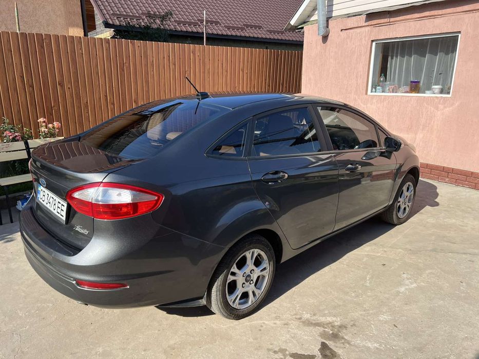 Продам форд фієста