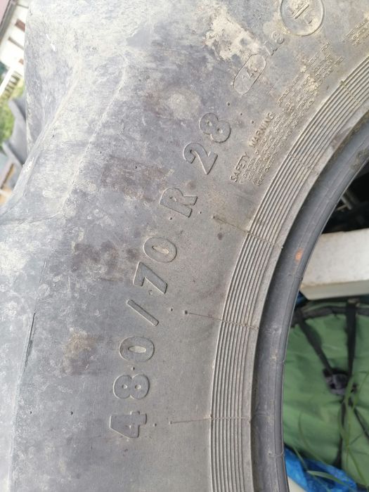 Opony 480 70 R28 sztuk 2