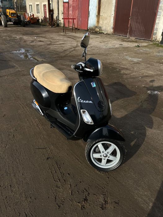 Piaggio Vespa Piaggio Vespa LX 50 | 2900 km  | transport |