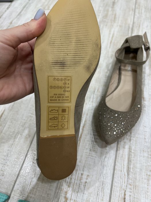 Балетки в стразах