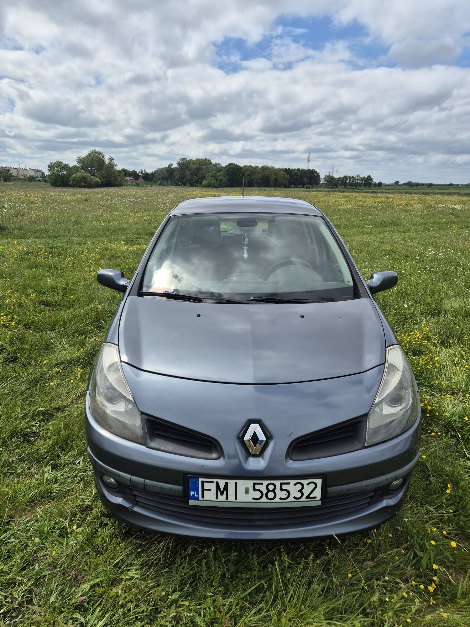 Renault Clio 3 - 1.6 - klima - 146km przebiegu - 5 drzwi