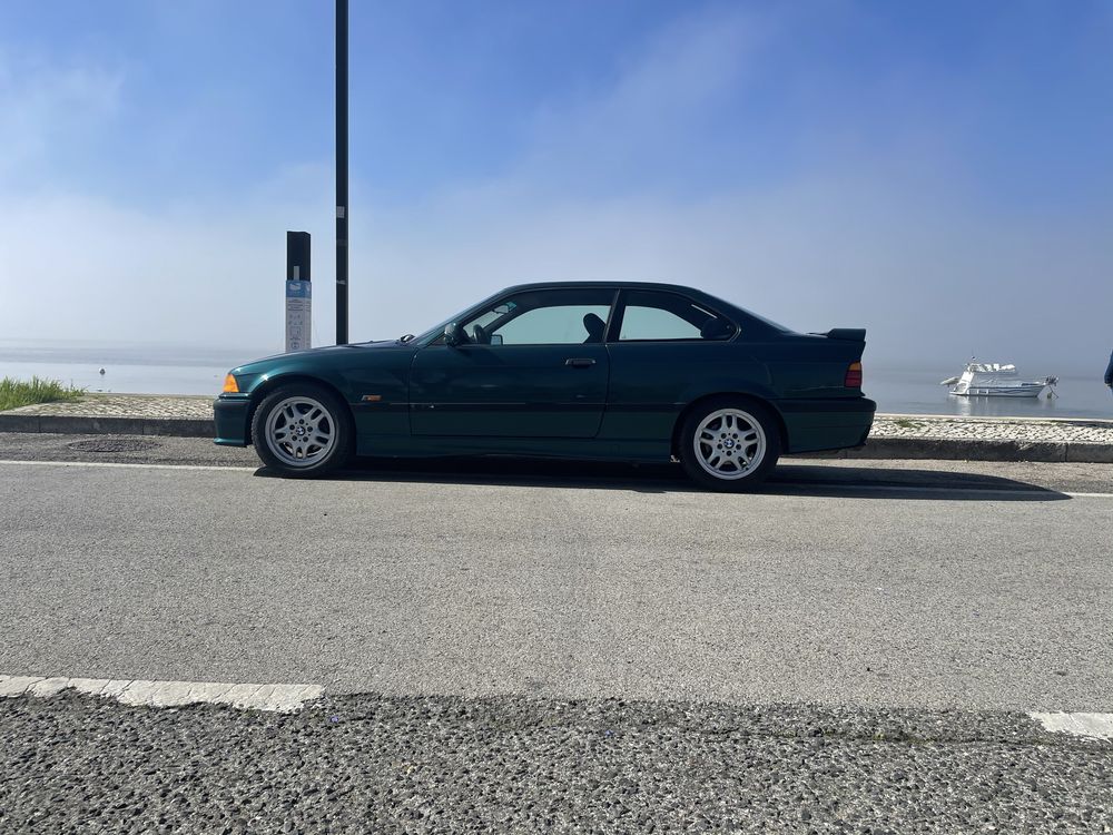 Bmw e36 318is coupe pack M de fábrica