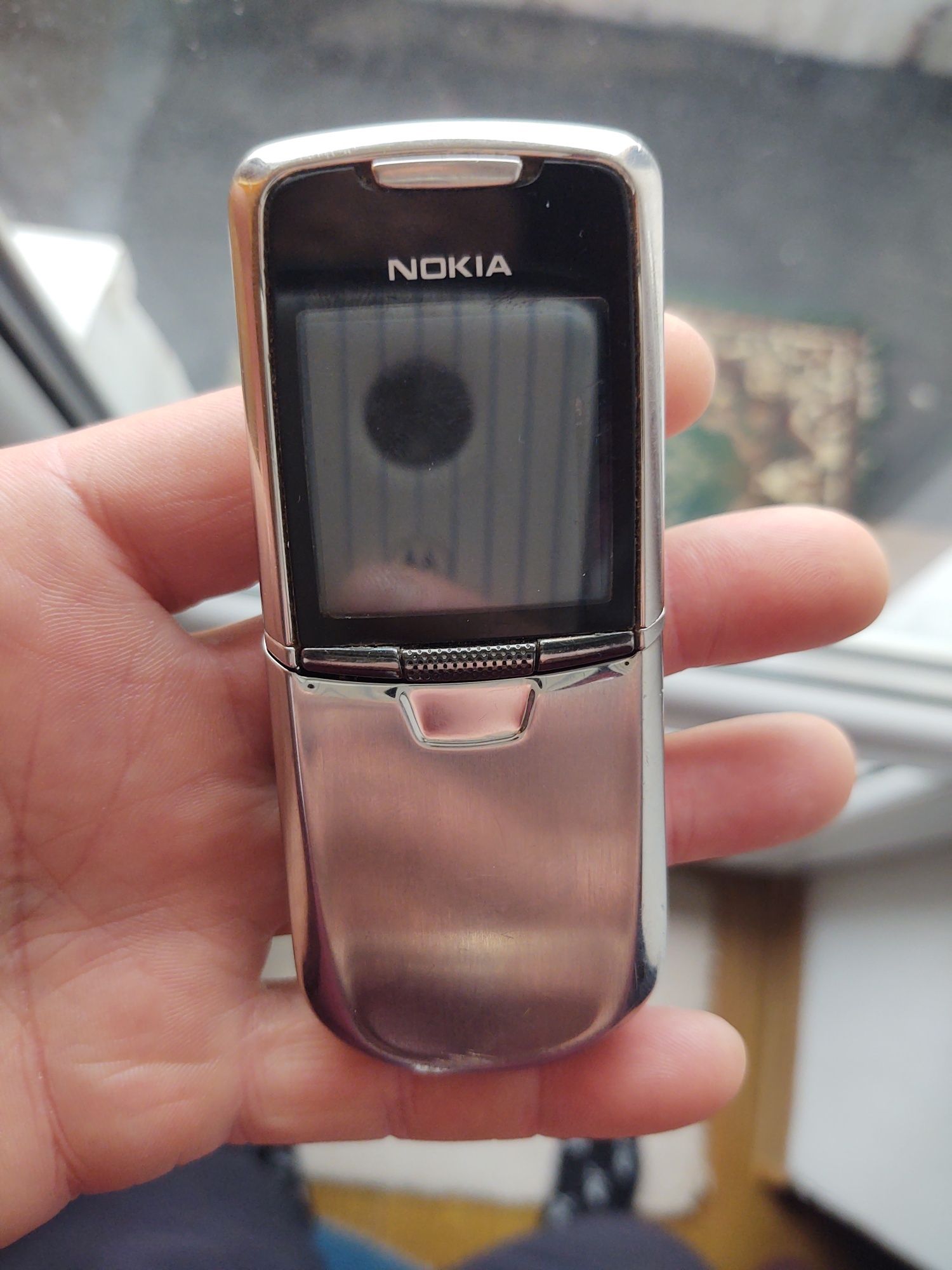 Nokia 8800.        .