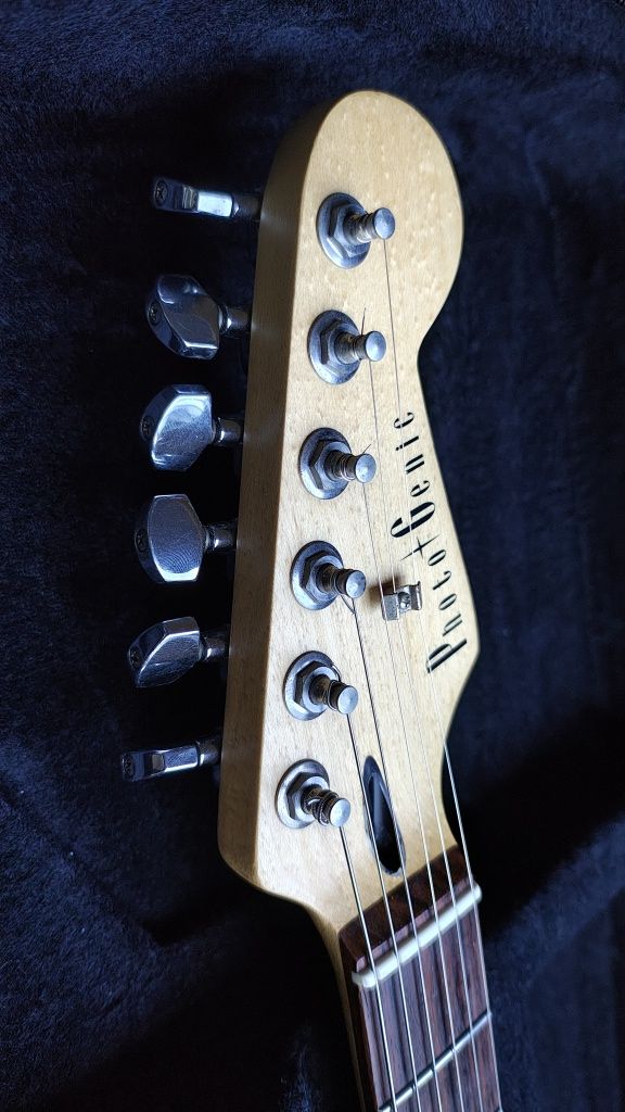 Stratocaster Fender Squier Photogenic