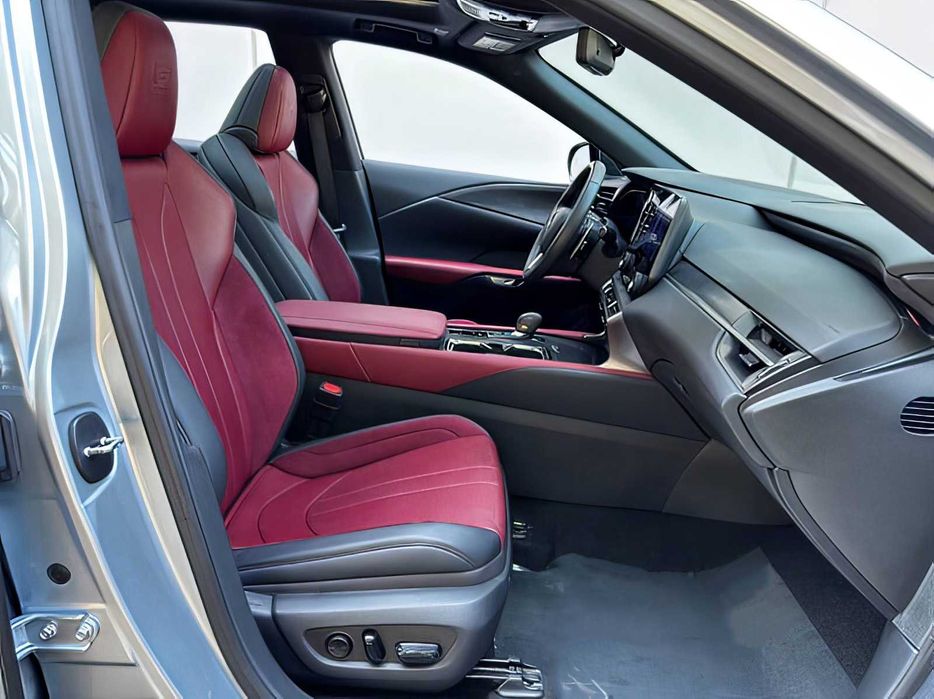 Lexus RX 500h      2023