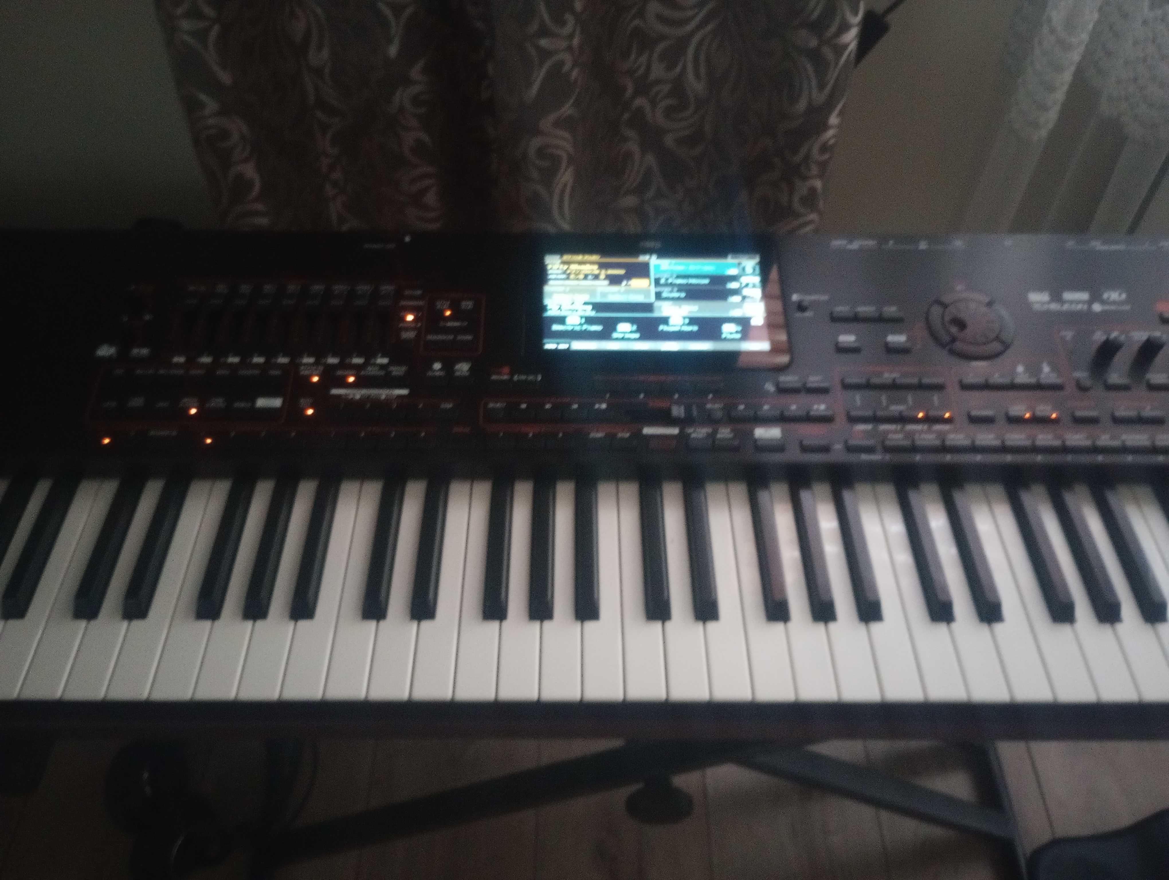 Korg pa 4x klawiatura 76 klawiszy
