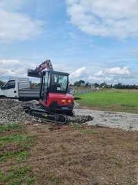 Usługi minikoparką z operatorem,  Transport wywrotką, roboty ziemne,