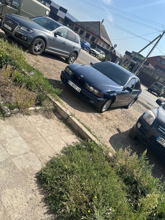 Продам BMW E39 1997р газ/бенз механіка потребує уваги електрика