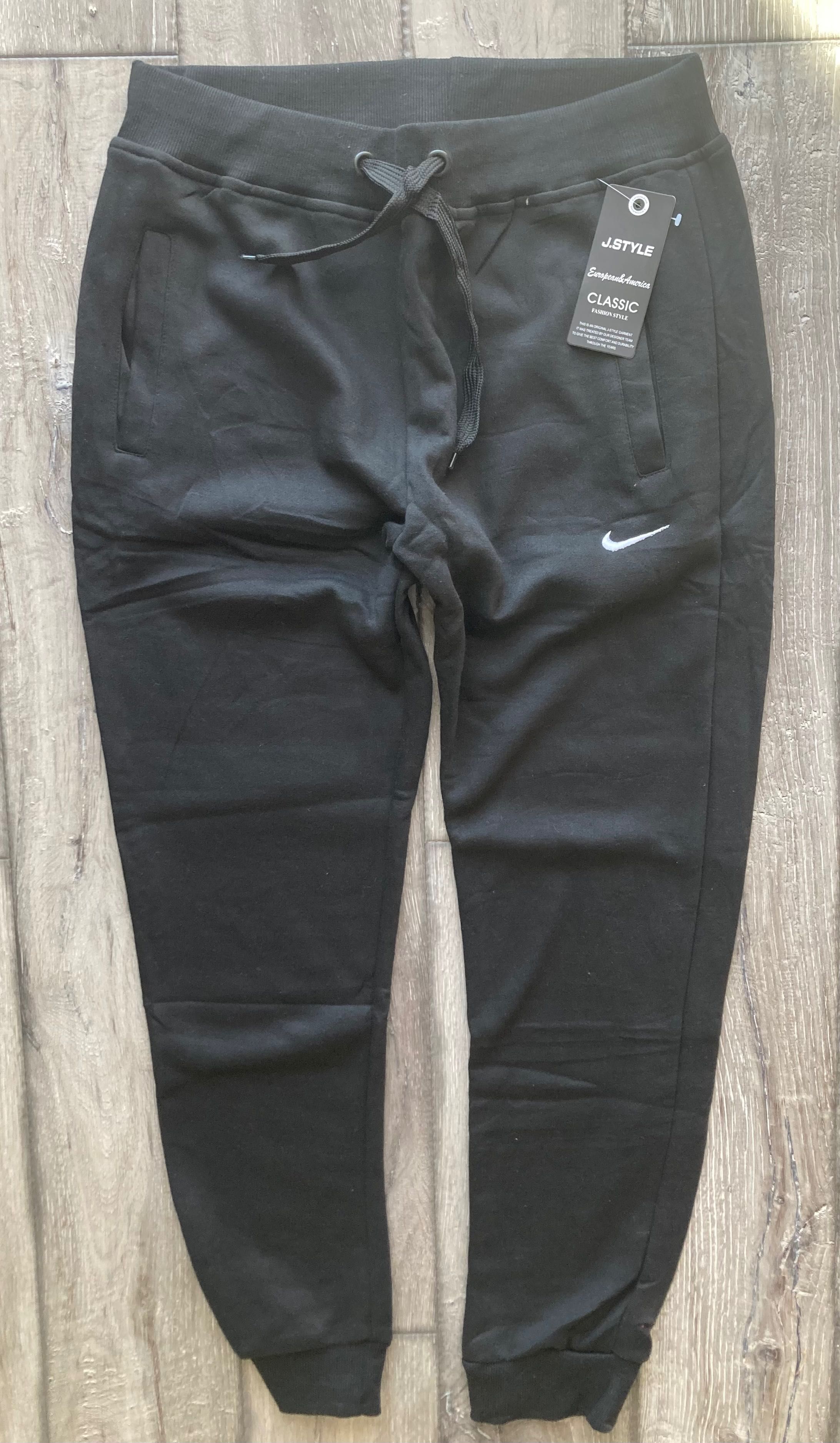 Nowe spodnie dresowe Nike XXL