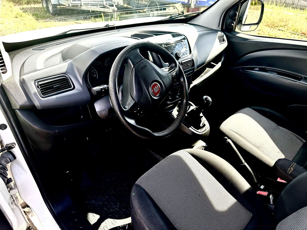 Fiat Doblo 1.3 Diesel. 2011 . 2miejsca. Klima. Nowe opony. Doinwestowa