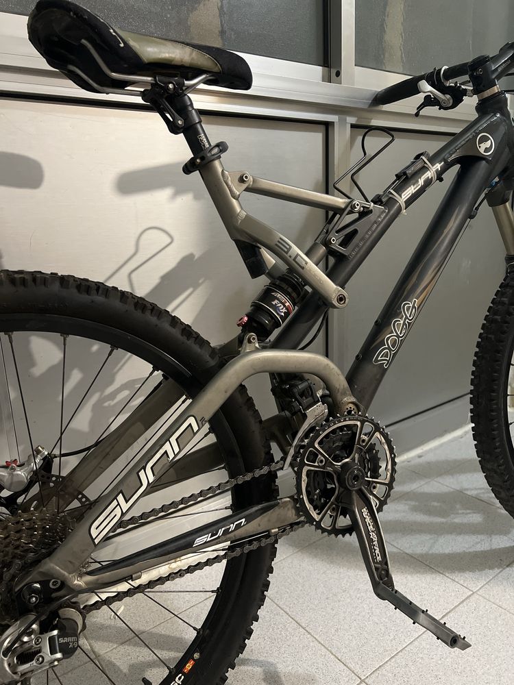 Bicicleta enduro