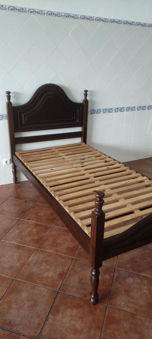 Cama de solteiro