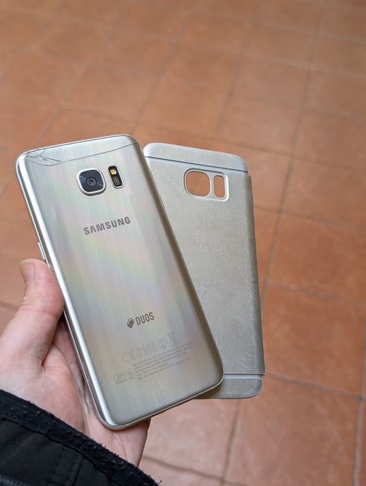 Продам Samsung S7 edge .3/32 GB.