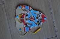 zestaw drewnianych zabawek do ciągnięcia, puzzle, układanka