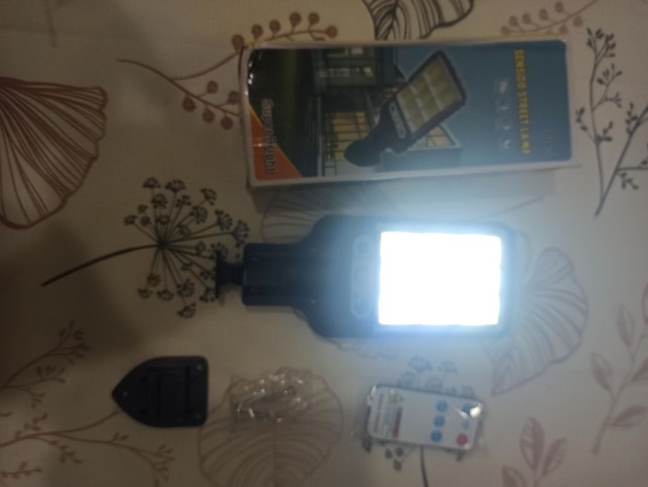 Сонячна вулична лампа