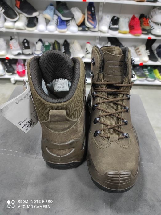 ОРИГІНАЛ 100% Кросівки Черевики Lowa Z-6S GTX C 41 1/2