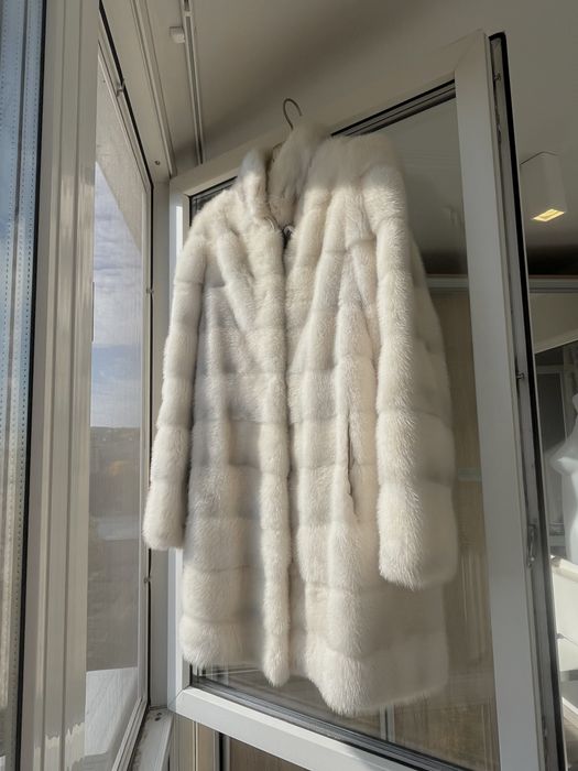 Красивая, нарядная норковая шуба, поперечка!