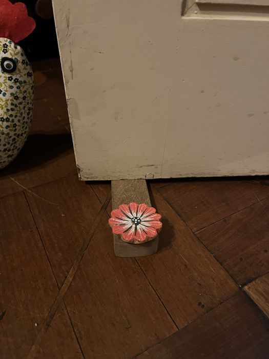 Travão de porta. Discreto e eficaz!