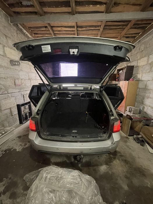 Бмв е61 після дтп М-обвісі по запчастинах